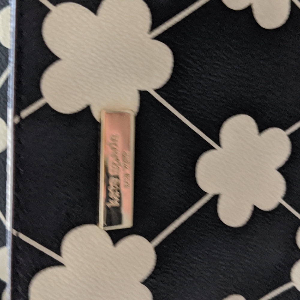 Kate Spade Tote - Picture 2 of 9